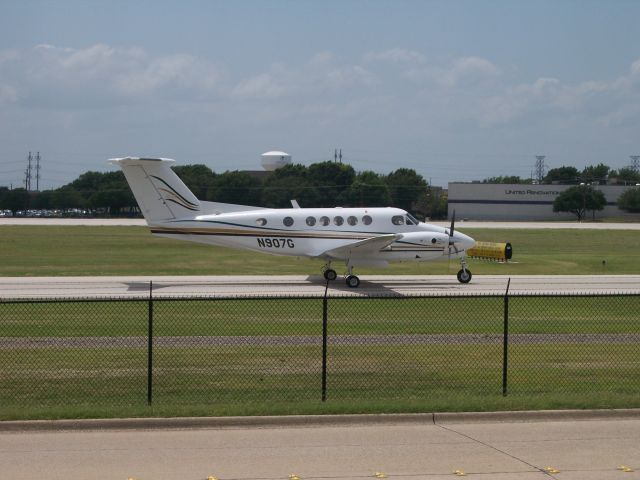 Beechcraft Super King Air 200 (N907G)