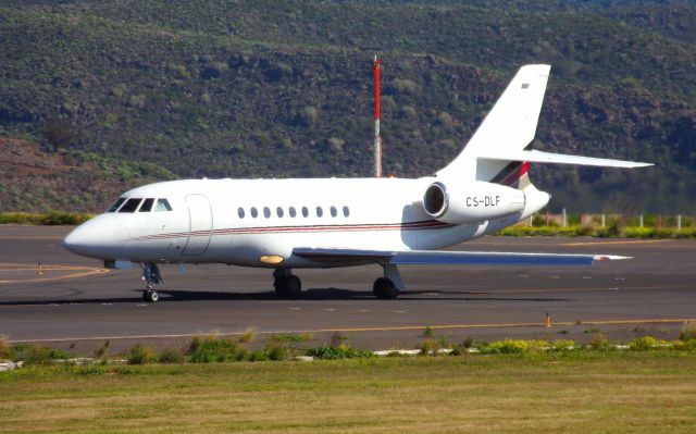 Dassault Falcon 2000 (CS-DLF)