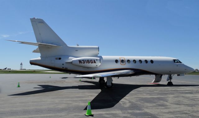 Dassault Falcon 50 (N318GA) - FA50 on the FBO ramp at BUF