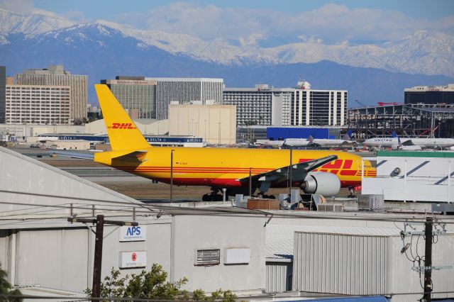 BOEING 777-200LR (D-AALO)