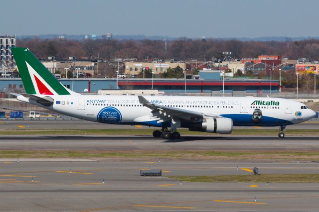 Airbus A330-300 (EI-EJG)