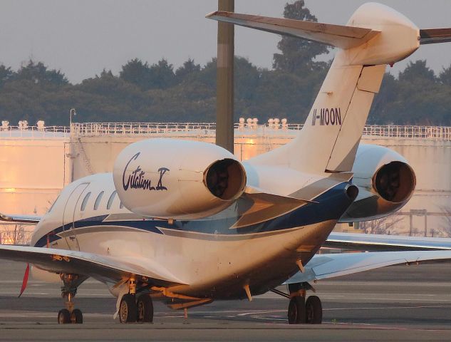 Cessna Citation X (M-MOON) - I take a picture on Apr 4, 2017.