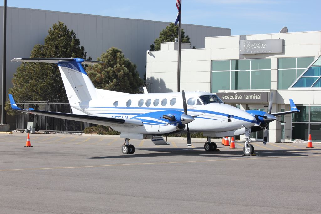 Beechcraft Super King Air 200 (N551JL)