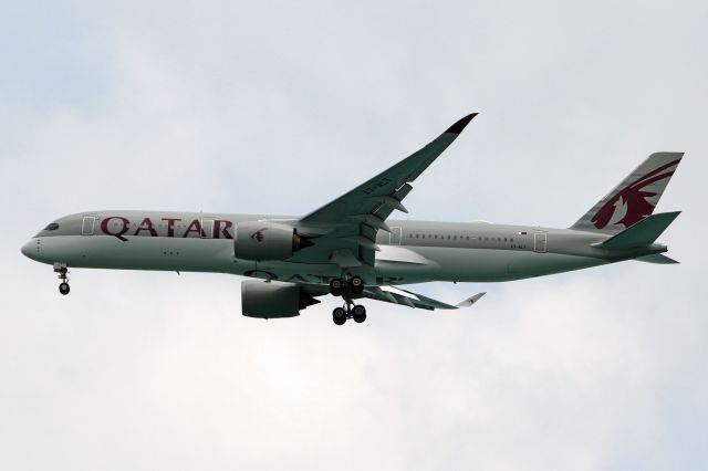 Airbus A350-900 (A7-ALT)