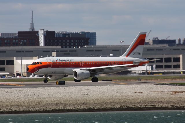 Airbus A319 (N742PS)