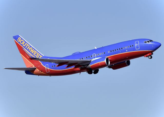 Boeing 737-700 (N450WN)
