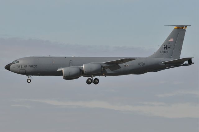 — — - Hickam Hawaii Bird doing touch and goes. KC-135R