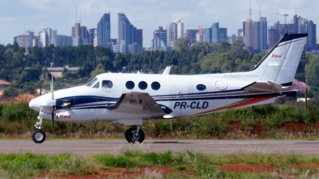 Beechcraft King Air 90 (PR-CLD)