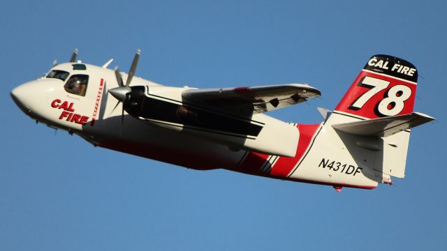 MARSH Turbo Tracker (N431DF) - Tanker 78 based out of Porterville lifts off from Paso Robles to go fight the Sargents Fire