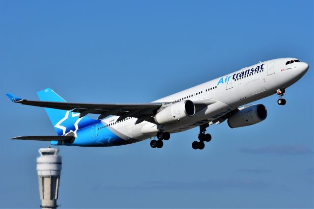 Airbus A330-200 (C-GUBT) - Air Transat Airbus A330-243 departing YYC on July 21.