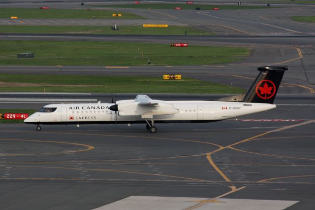 de Havilland Dash 8-400 (C-GGNF)