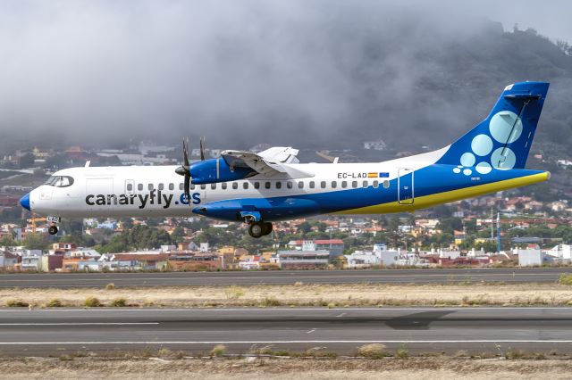 ATR ATR-72 (EC-LAD) - New colors to CanaryFly