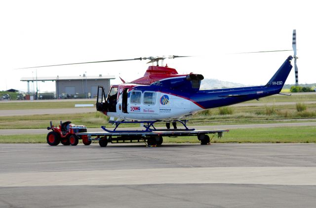 Bell 412 (VH-ESD)