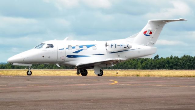 Embraer Phenom 100 (PT-FLX)