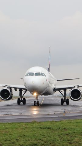 Airbus A320 (XA-VLK) - Aeropuerto Internacional Toluca mirador alexa Rin Rosalio fotografa