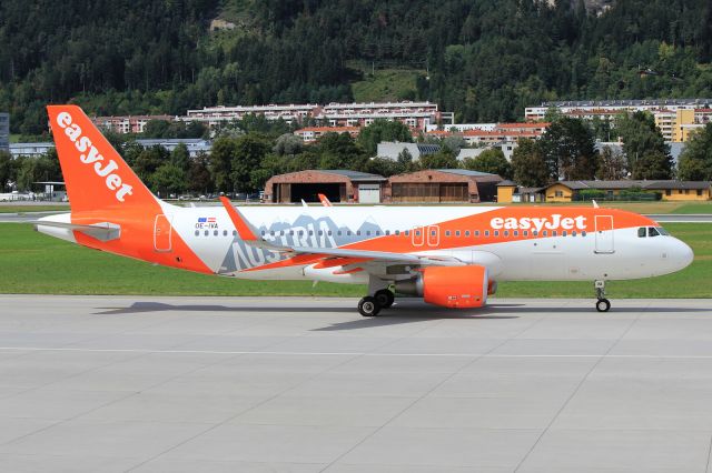 Airbus A320 (OE-IVA)