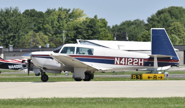 Mooney M-20 (N4122H) - Airventure 2017