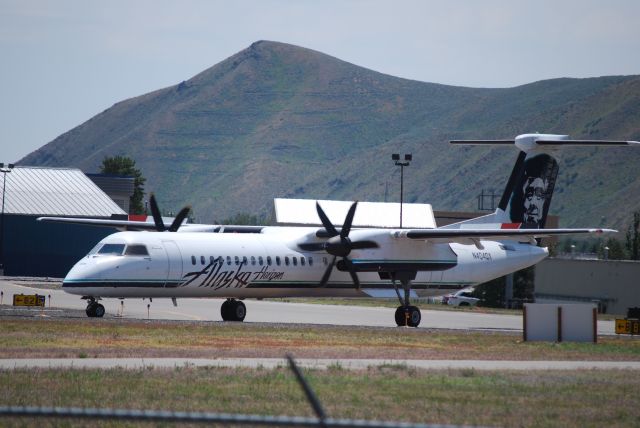 de Havilland Dash 8-400 (N404QX) - Alaska Airlines flight departing for Portland Oregon Departing to the South at the Friedman Memorial Airport