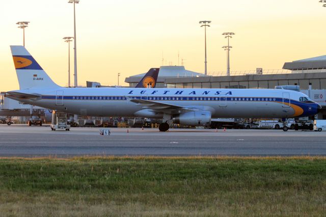 Airbus A330-300 (D-AIRX)