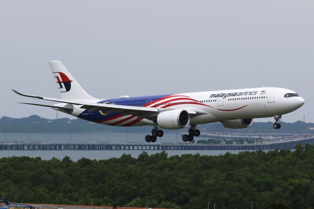 Airbus A330-900 (9M-MNG) - "Malaysia Negaraku" livery