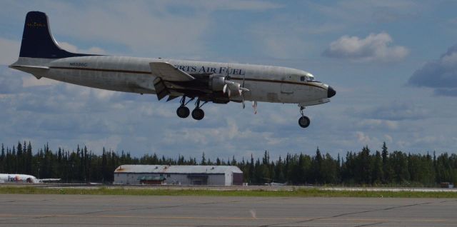 Douglas DC-6 (N6586C) - Landing Fairbanks 20R