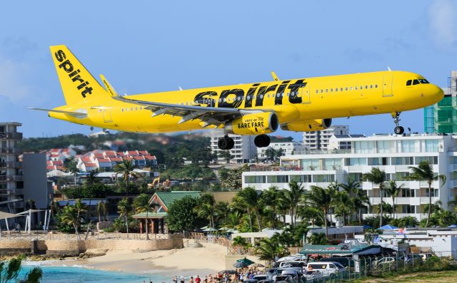 Airbus A321 (N687NK) - Spirit airlines Airbus N687NK landing at TNCM St Maarten.