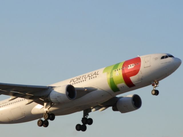 Airbus A330-200 (CS-TOE) - On the way to Lisbon(Lisboa)