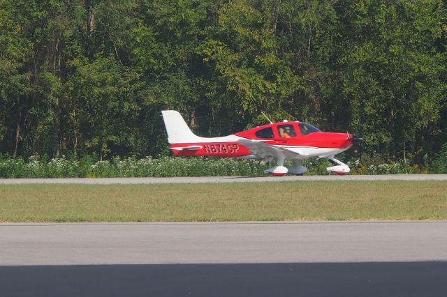 Cirrus SR-22 (N874CP)