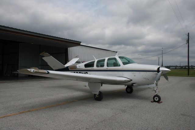 Beechcraft 35 Bonanza (N666MS)