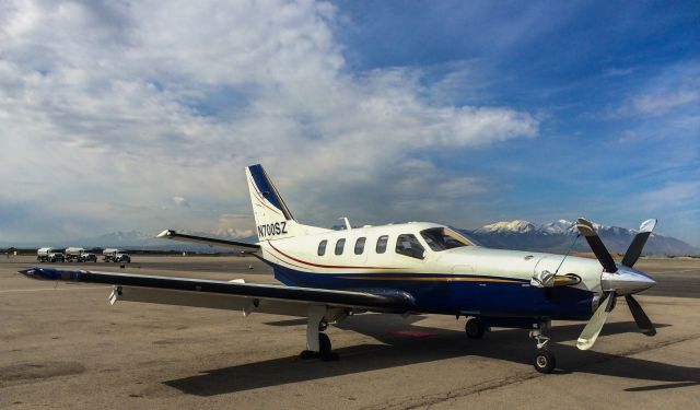 Socata TBM-700 (N700SZ) - Fueled up and ready to go back to the North East.