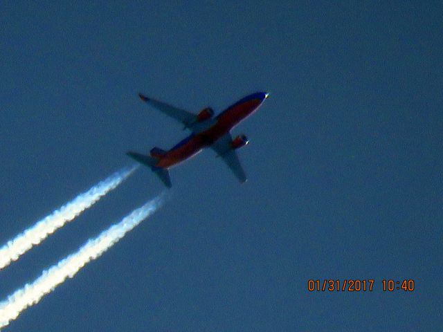 BOEING 737-300 (N613SW)