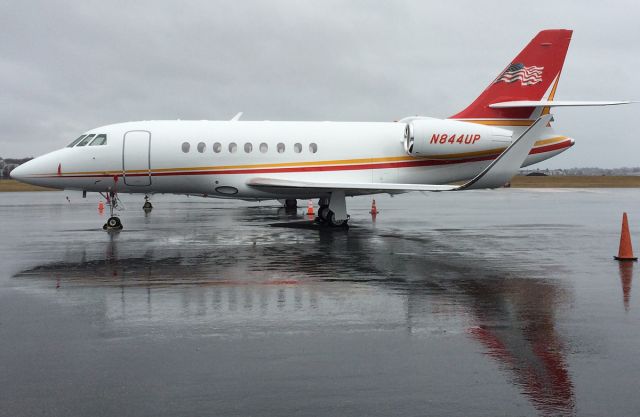 Dassault Falcon 2000 (N844UP) - USA - Stars and Stripes 