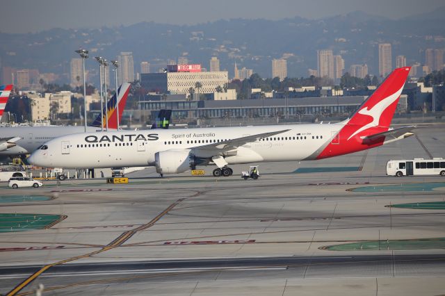 Boeing 787-9 Dreamliner (VH-ZNK)