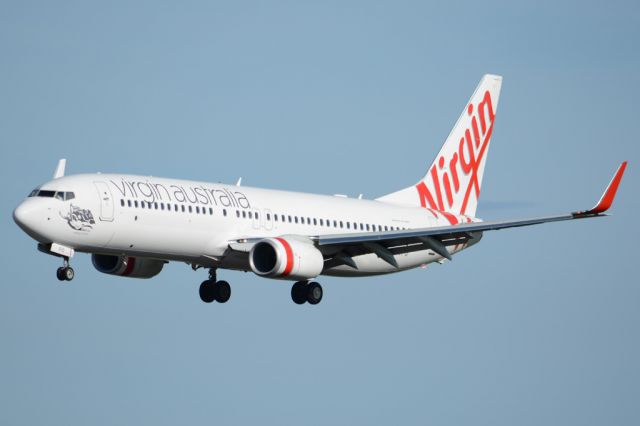 Boeing 737-800 (VH-YFQ) - On short finals for runway 05. Wednesday, 21st May 2014.