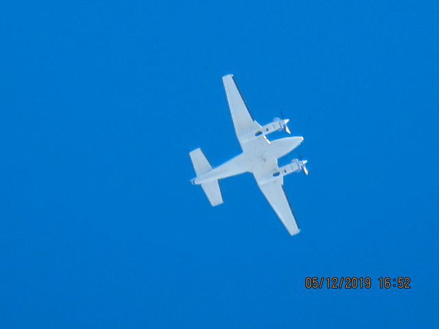 Beechcraft King Air 90 (N48W)