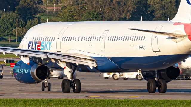 Airbus A321 (LZ-FSC)