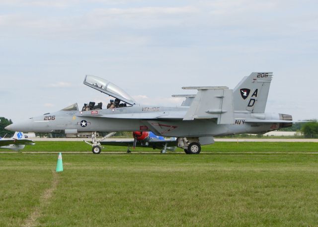 McDonnell Douglas FA-18 Hornet (16-5887) - AirVenture 2016