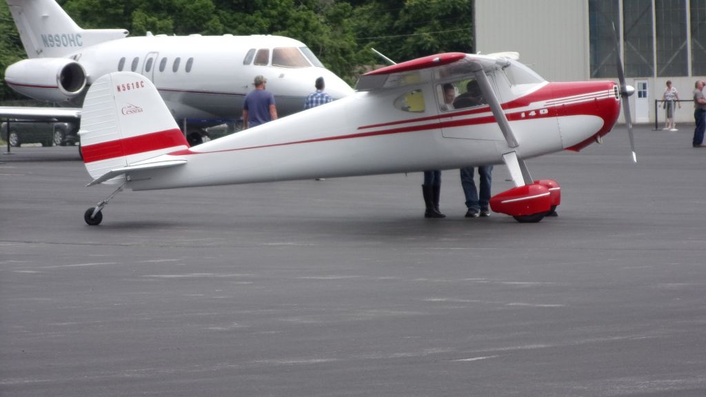 Cessna 140 (N5618C)