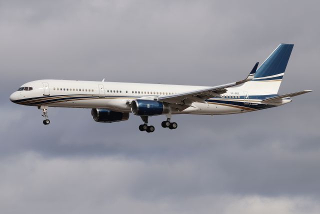 Boeing 757-200 (VP-BBE) - 'Bermuda 104' arriving from Lake Charles Chennault International Airport, Louisiana