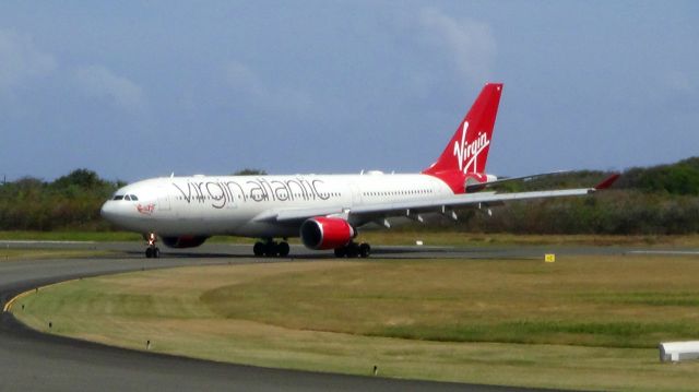 Airbus A330-200 (G-VMNK)