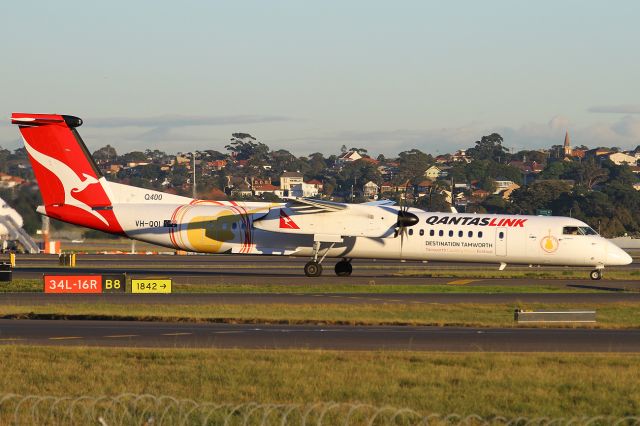 de Havilland Dash 8-400 (VH-QOI)