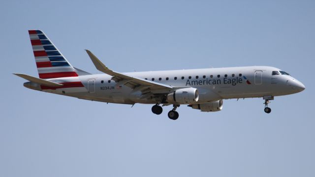 Embraer 170/175 (N234JW)