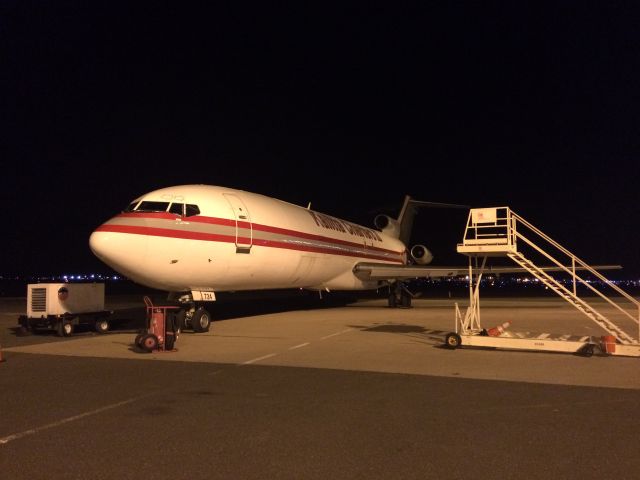 BOEING 727-200 (N724CK)