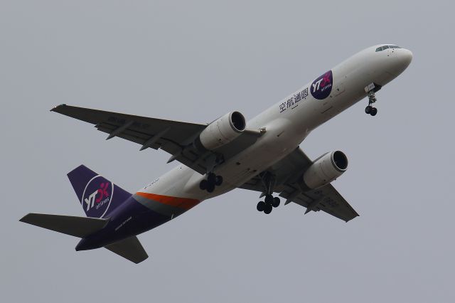 Boeing 757-200 (B-2830)