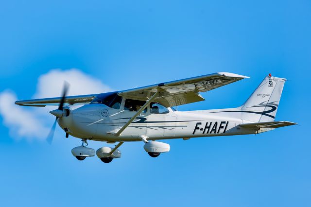 Cessna Skyhawk (F-HAFI)