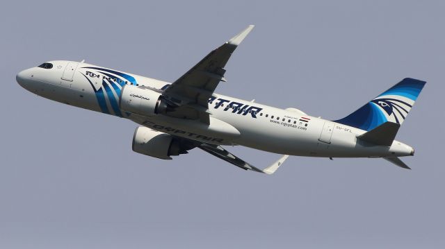 Airbus A320 (SU-GFL)
