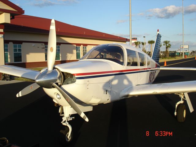 Piper Cherokee Arrow (N2134T)