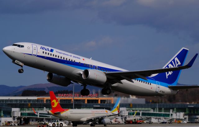 Boeing 737-800 (JA74AN) - hakodateairport hokkaido japan