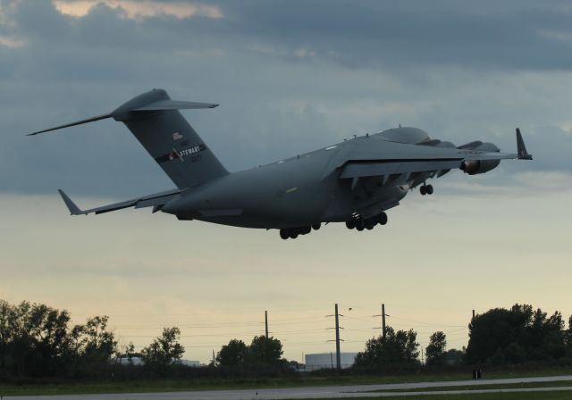 Boeing Globemaster III — - Back in the Air again.
