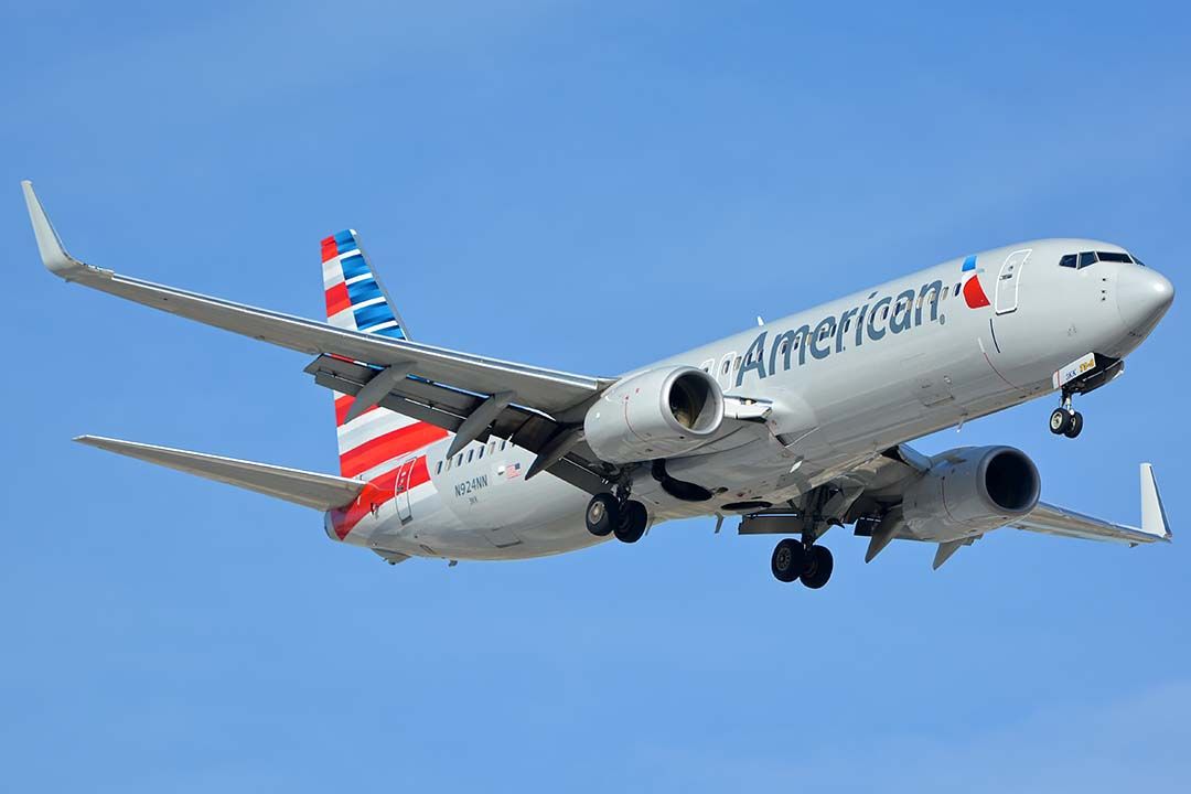 Boeing 737-800 (N924NN) - American Boeing 737-823 N924NN at Phoenix Sky Harbor on November 12, 2017.